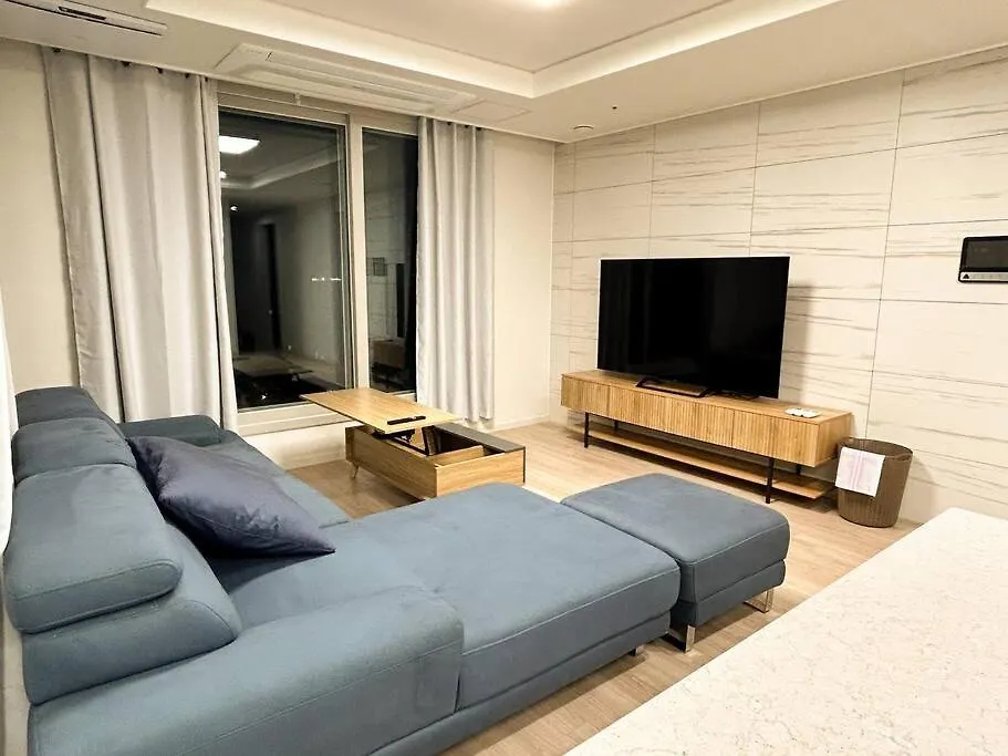 L13 Newly Built 1Min To Metro Station Apartment Incheon